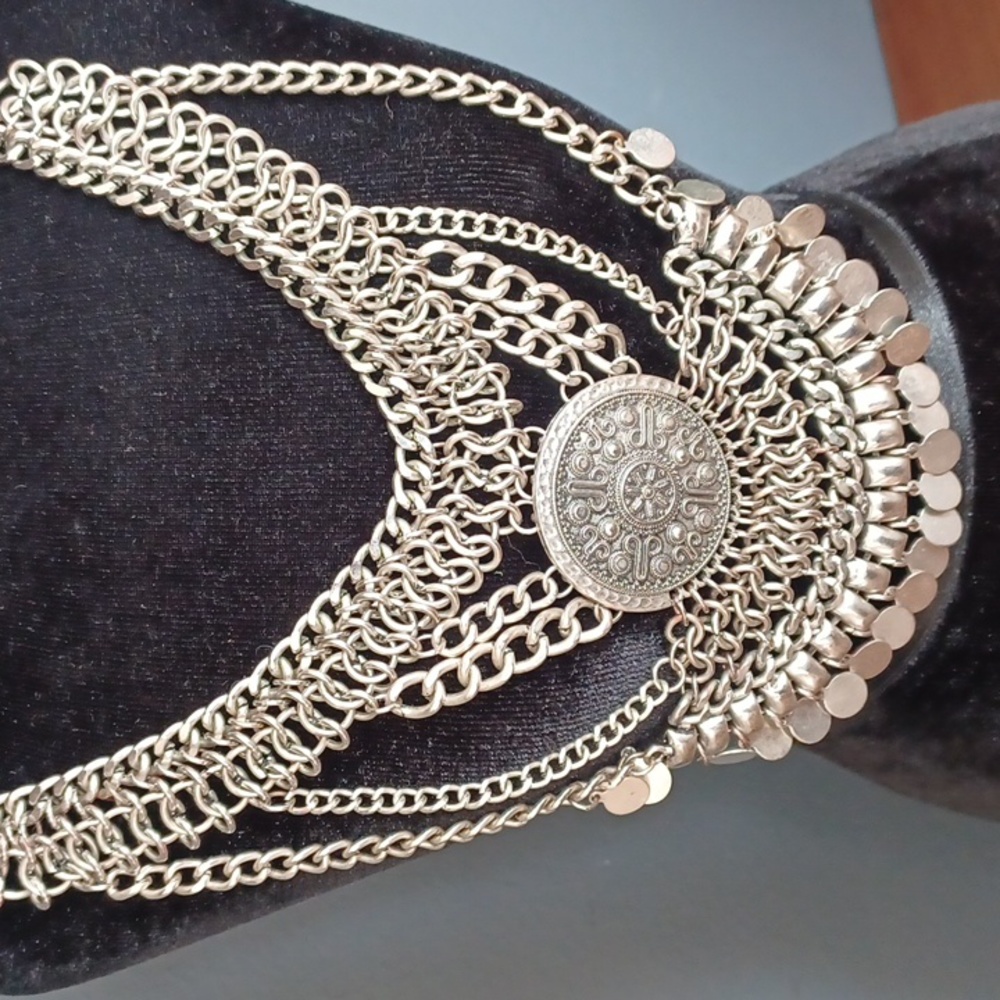 Statement Massive Necklace - image 7